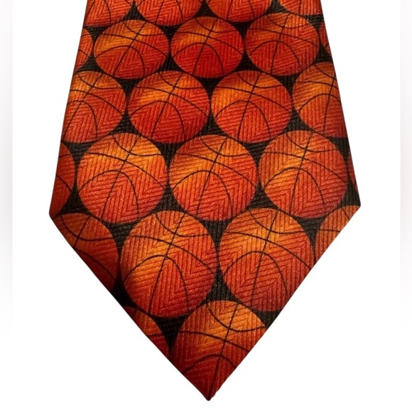 Parquet Basketball Tie - Picture 1 of 5
